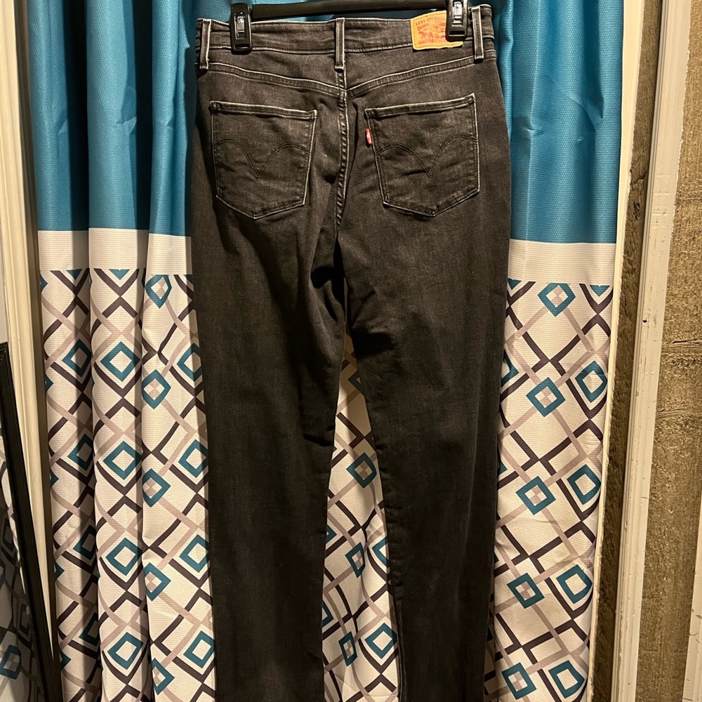 Levis Denim - Picture 3 of 4